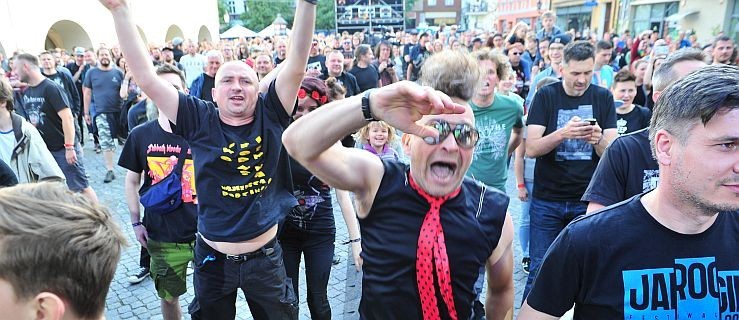 Czy festiwal się obroni? Jarocin Festiwal 2017. Scena Rynek – relacja prawie live - Zdjęcie główne