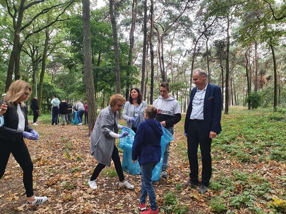 Zaczęło się - wielkie „sprzątanie świata” 