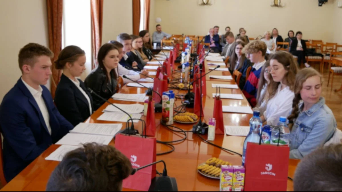 Uczniowie wybiorą radnych Młodzieżowej Rady Miejskiej w Jarocinie - Zdjęcie główne