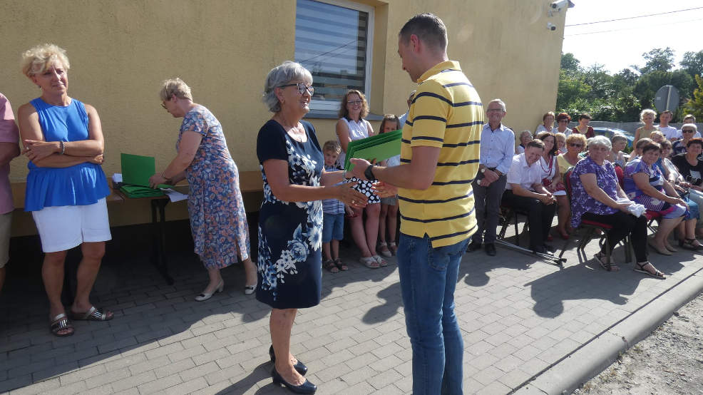 Witaszyce. Poświęcono odnowioną kapliczkę z figurą Matki Bożej