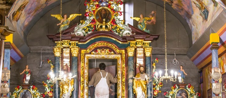 Ołtarz wrócił do kościoła na święta. ZOBACZ wyjątkowe zdjęcia i wideo - Zdjęcie główne