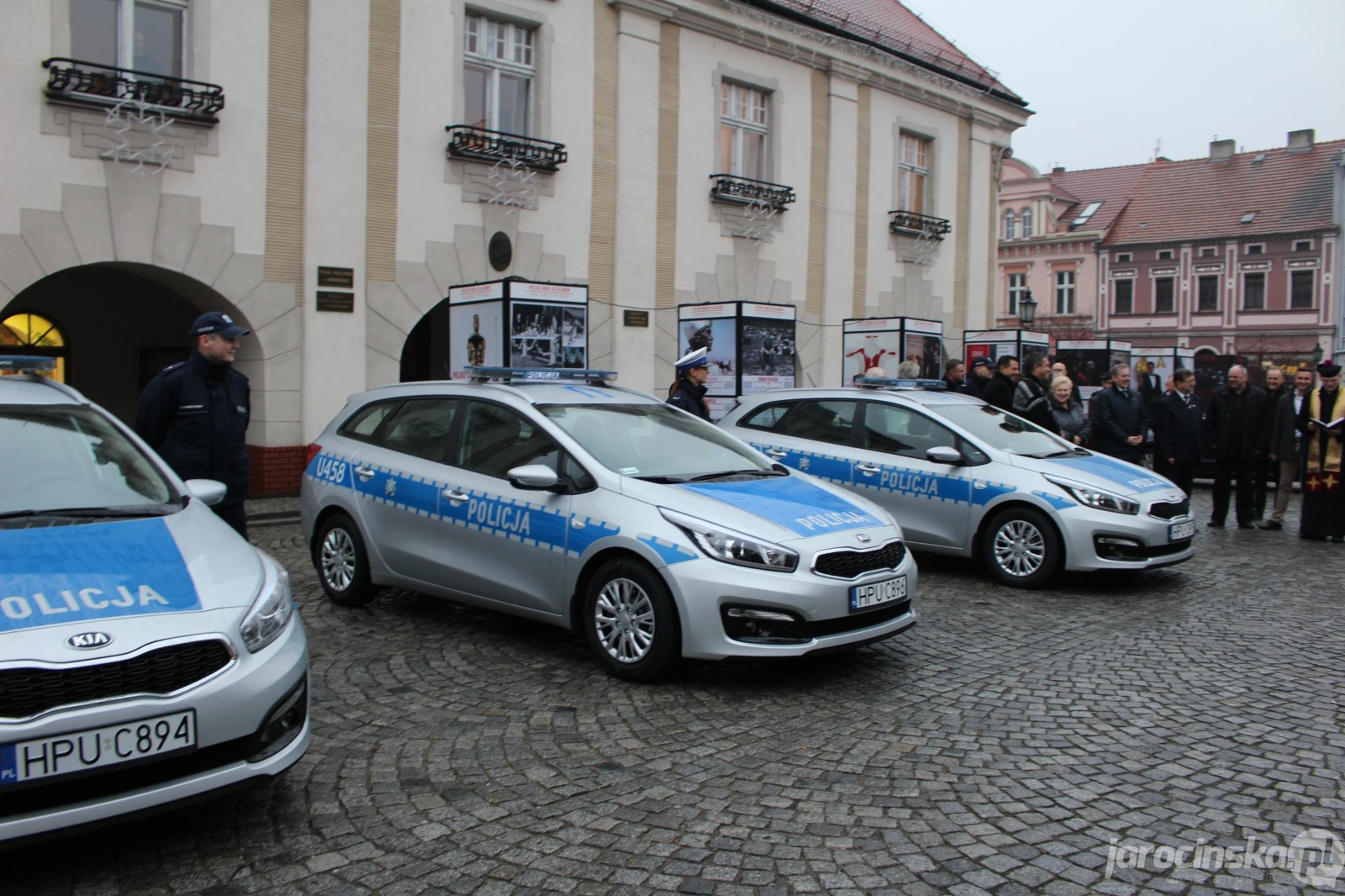 Nowe radiowozy dla jarocińskiej policji - Zdjęcie główne