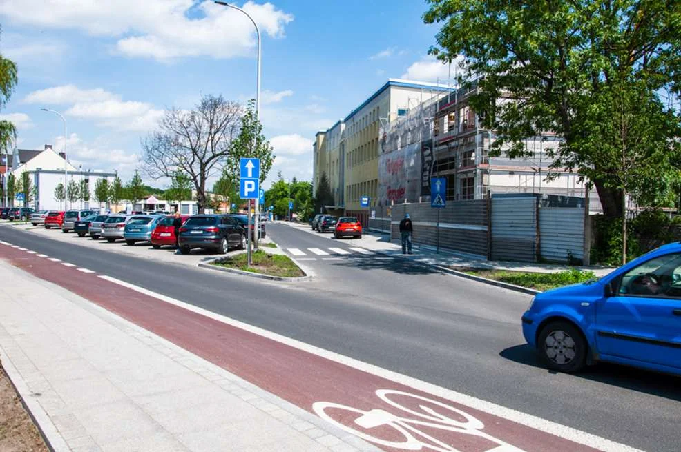 Kiedy przy nowych ulicach w centrum Jarocina pojawią się znaki drogowe? PWiK odpowiada [ZDJĘCIA] - Zdjęcie główne