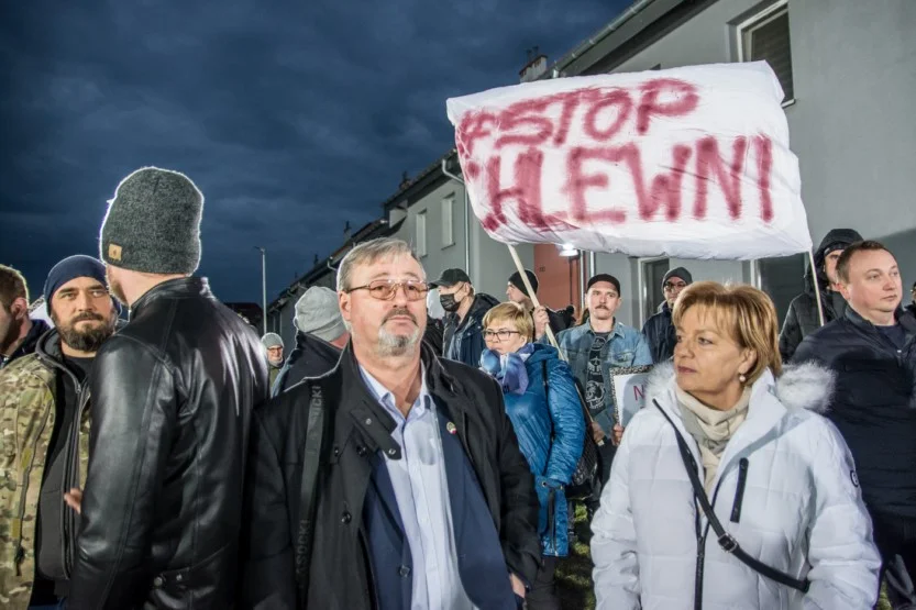 Zaskakująca decyzja w sprawie budowy ogromnej chlewni w Siedleminie. Wcześniej mieszkańcy protestowali. Sprawą zajmowała się między innymi telewizja 