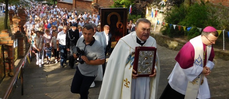 Arcybiskup zdecydował o zmianach w parafiach. Pierwsze dekrety w archidiecezji poznańskiej - Zdjęcie główne