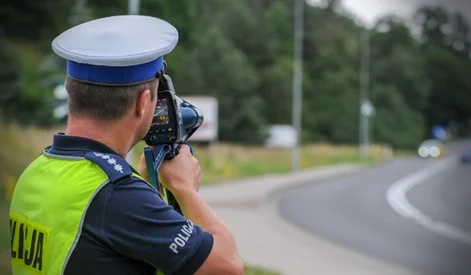 Pędził volvo przez wieś totalnie ignorując przepisy - Zdjęcie główne