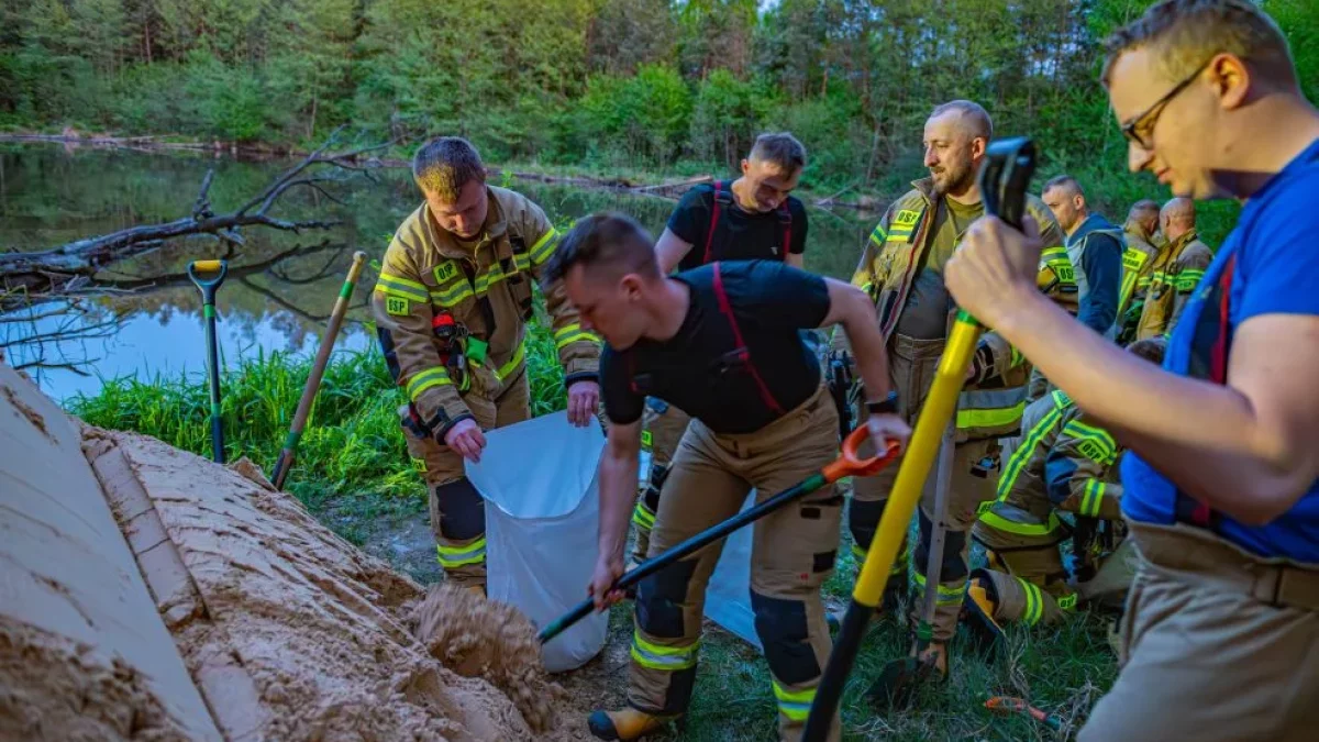 Ponownie przerwany zbiornik wodny pomiędzy Wilkowyją a Bachorzewem. Czy ktoś uszkodził go celowo?