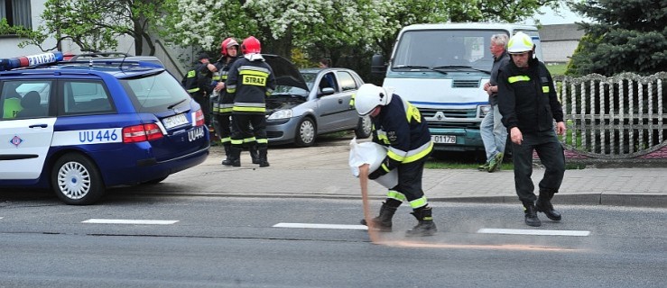 Zderzenie trzech samochodów w Cielczy  - Zdjęcie główne