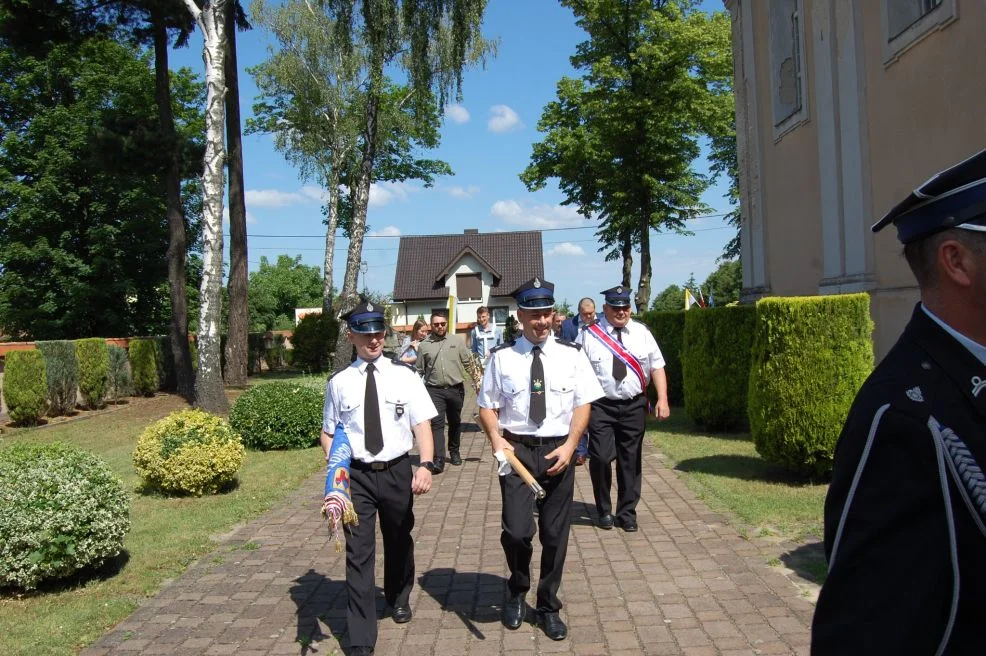 Jubileusz proboszcza parafii w Cielczy. W sobotę były prezenty, a w niedzielę festyn