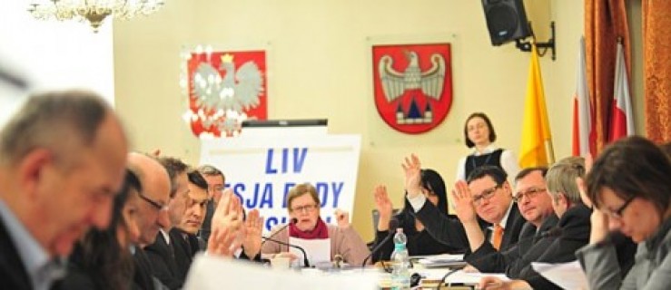 Sesja w Jarocinie. Były burmistrz krytykuje władze [AKTUALIZACJE] - Zdjęcie główne
