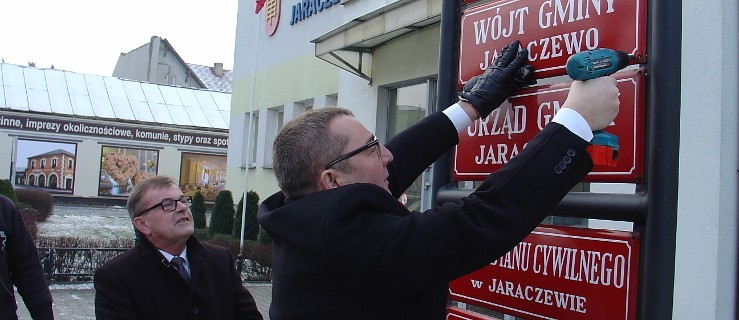 Jaraczewo: Burmistrz złapał za wkrętarkę i... - Zdjęcie główne
