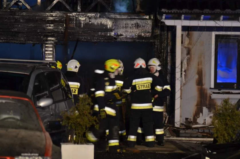 Pożarowa środa w Jarocinie i okolicy. Jedna osoba z poparzeniami w szpitalu