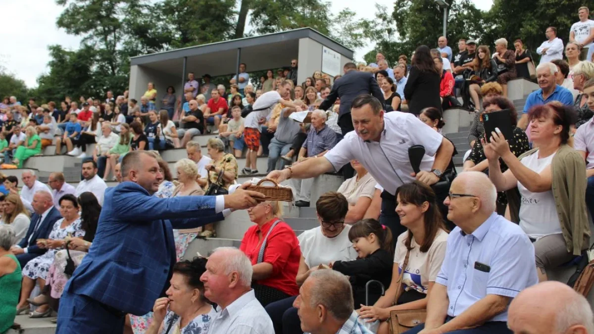 "Bayer Full" i Skolim na dożynkach powiatowo-gminnych w Goli. Zobacz, co jeszcze zaplanowano - Zdjęcie główne