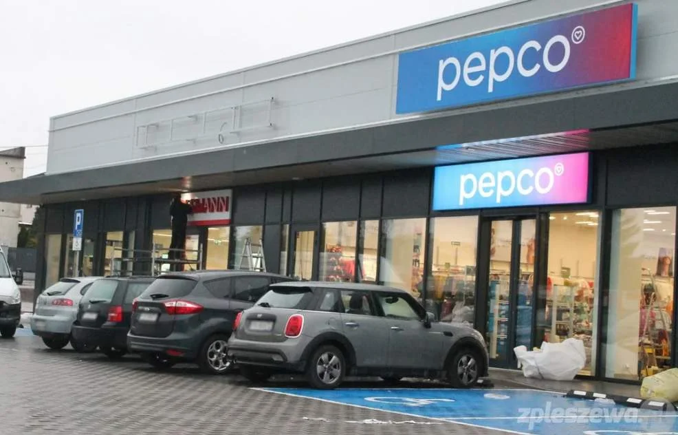 Otwarcie nowej galerii po sąsiedzku