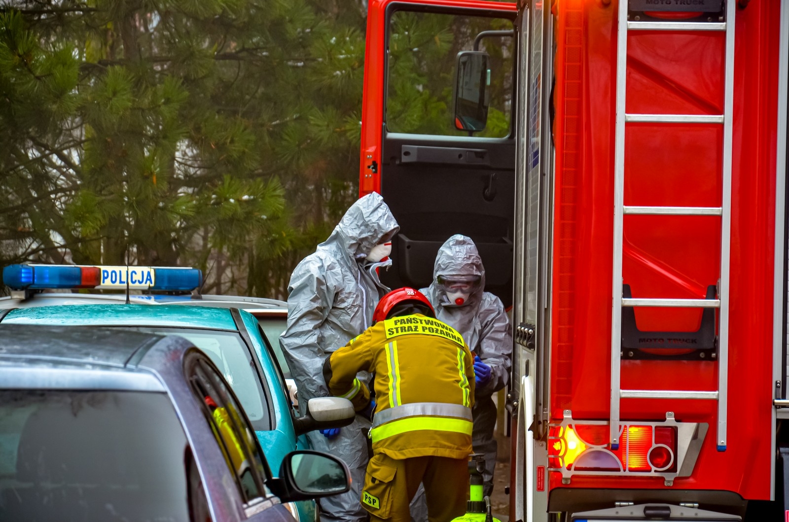 Jarocin. Rodzinna tragedia na osiedlu w Jarocinie. Mąż nie żyje, żona trafiła do szpitala - Zdjęcie główne