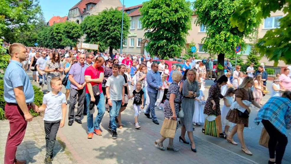 Jarocin. Jak wyglądała procesja Bożego Ciała z kościoła św. Marcina do Chrystusa Króla?