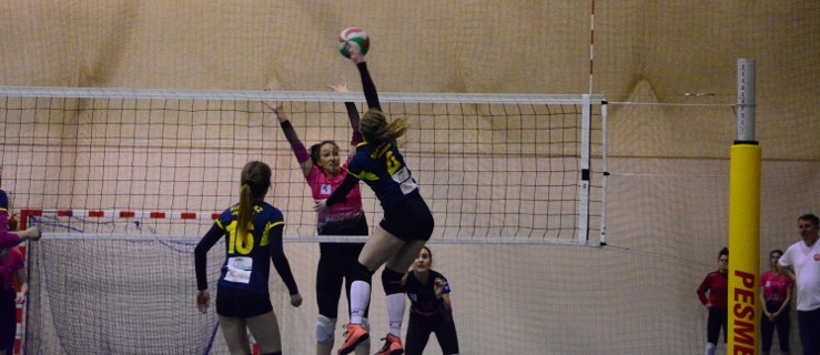 Siatkarz Jarocin przegrał z SPS Volley Piła (ZDJĘCIA) - Zdjęcie główne