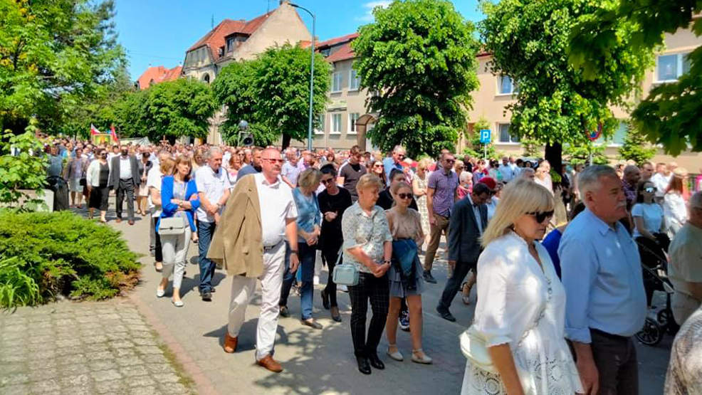 Jarocin. Jak wyglądała procesja Bożego Ciała z kościoła św. Marcina do Chrystusa Króla?