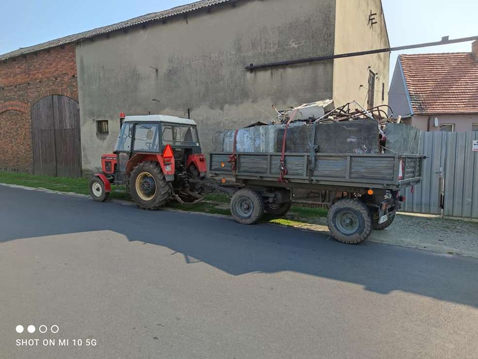 Żerków. Strażacy zbierają pieniądze na nowy wóz bojowy. Można na ten cel oddać im między innymi złom