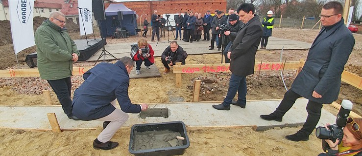 "Zdarza się, że ktoś zarzuca, że to nie jest Mieszkanie Plus, że to inny projekt. Nie jest to prawda" - Zdjęcie główne