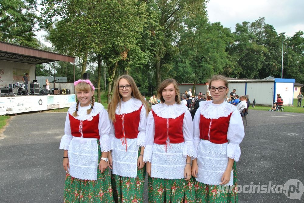 Festyn dożynkowy w Golinie - Zdjęcie główne