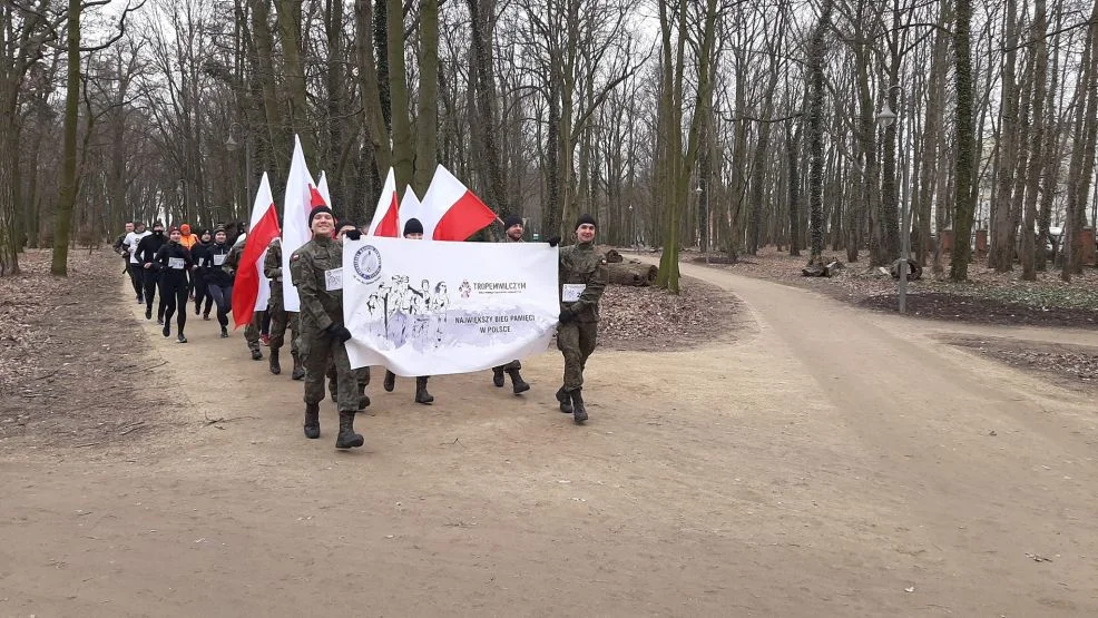 Pobiegli Tropem Wilczym. Wojskowi i Biegacze Jarocin uczcili pamięć Żołnierzy Wyklętych