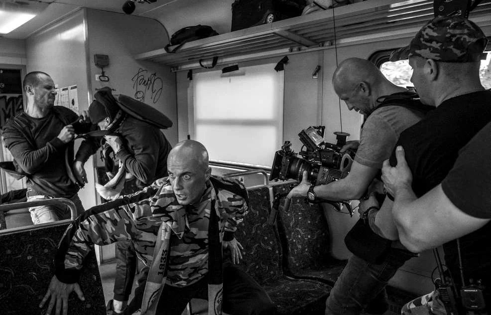 Prawdziwym testem dla całej ekipy był ostatni dzień zdjęciowy, podczas którego realizowane były bardzo wymagające sceny walk. Operator Klaudiusz Dwulit, podobnie jak reszta ekipy, zdał go wręcz wzorowo.