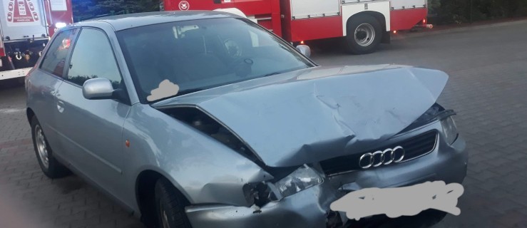 Wjechała w chevroleta. Służby w akcji  - Zdjęcie główne