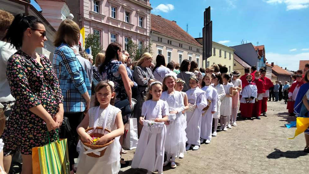 Jarocin. Jak wyglądała procesja Bożego Ciała z kościoła św. Marcina do Chrystusa Króla?