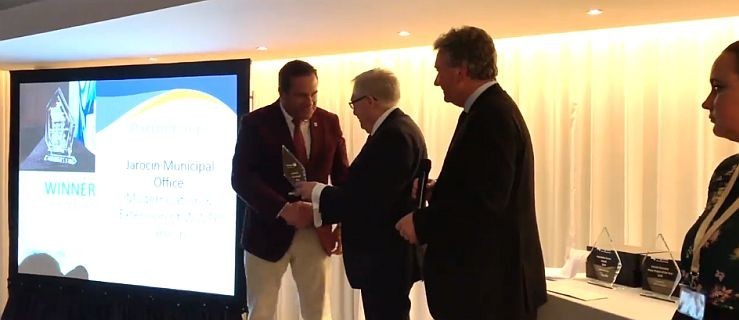 Burmistrz odebrał nagrodę dla Jarocina w Portugalii. "Możemy być dumni" - Zdjęcie główne