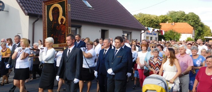 Obraz Matki Bożej Częstochowskiej peregrynuje po dekanacie nowomiejskim [ZDJĘCIA, WIDEO] - Zdjęcie główne