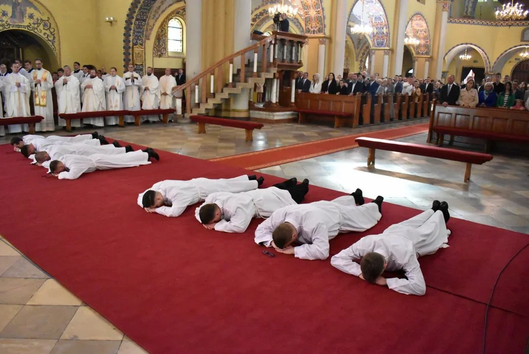 W tym roku będziemy mieć jednego diakona i neoprezbitera z parafii Ziemi Jarocińskiej - Zdjęcie główne