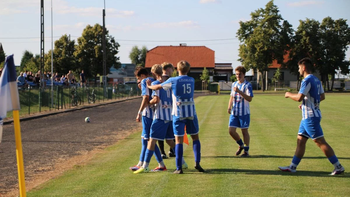 LZS Cielcza - LUKS Stare Bojanowo. Emocjonalny rollercoaster na otwarcie sezonu [ZDJĘCIA]