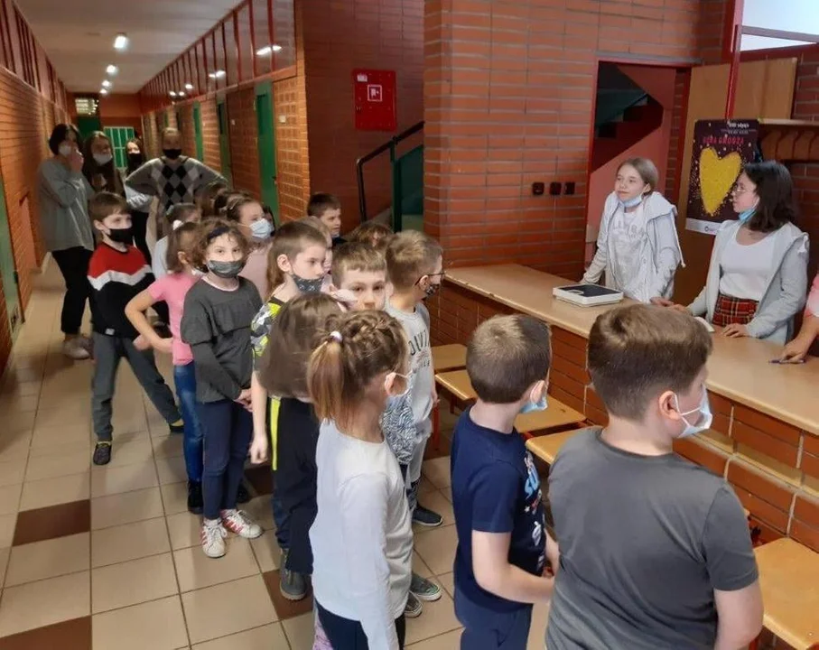 Ponad ćwierć tony monet w „Górze Grosza” w szkole w Żerkowie - Zdjęcie główne