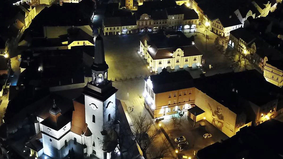 Organizują  patrol obywatelski w Jarocinie. Policja: „Będziemy się przyglądać” - Zdjęcie główne