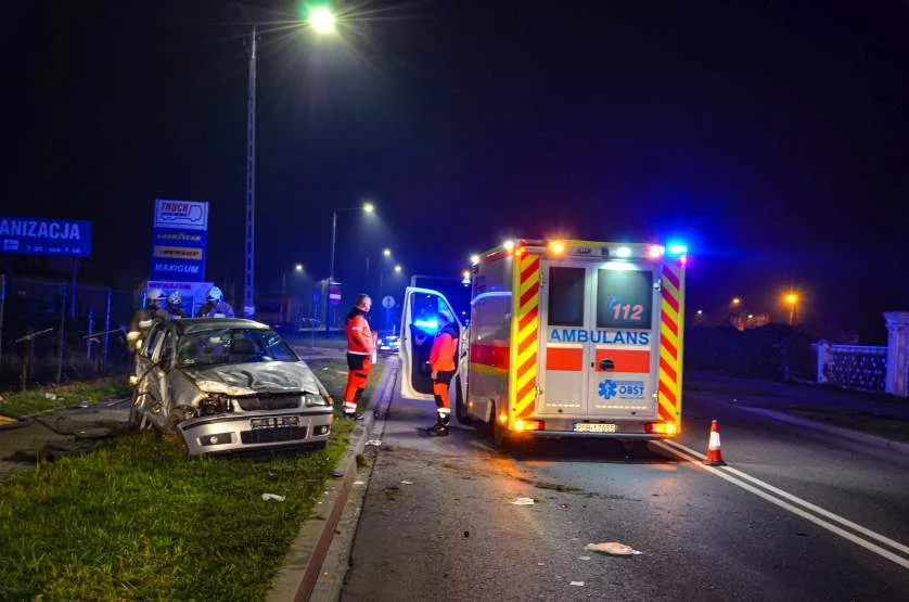  Kierowca volkswagen polo koziołkował na DK11 w Witaszycach [ZDJĘCIA] - Zdjęcie główne