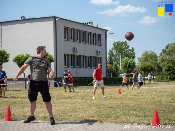 Duże zainteresowanie I Igrzyskami Sportowo-Rekreacyjnymi  Kół Gospodyń Wiejskich w Noskowie [ZDJĘCIA]  - Zdjęcie główne