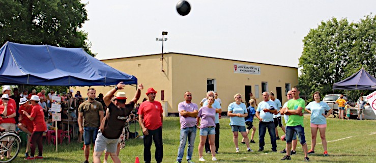 Chcą zdobyć pieniądze z ministerstwa na przebudowę boiska    - Zdjęcie główne