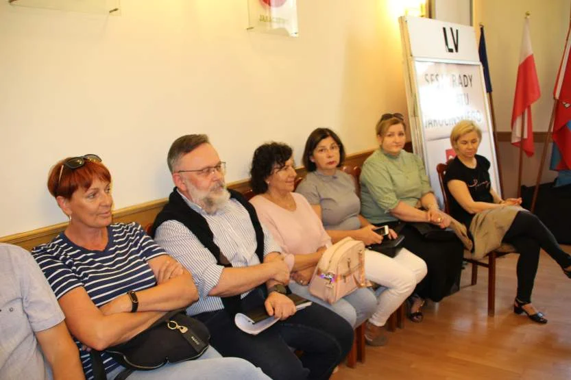 Czy zwolnienie opiekunek medycznych uratuje jarociński szpital?