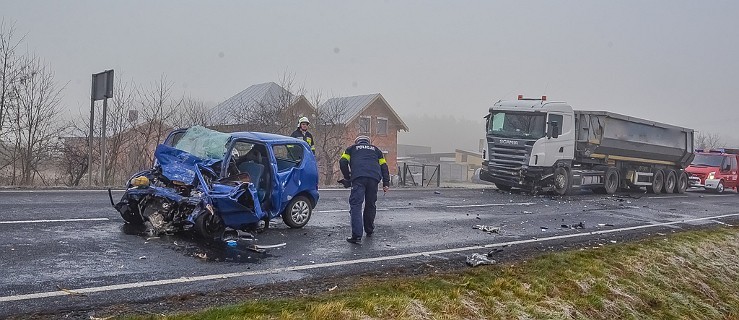 Czarna seria na jarocińskich drogach. Kolejna śmiertelna ofiara  - Zdjęcie główne