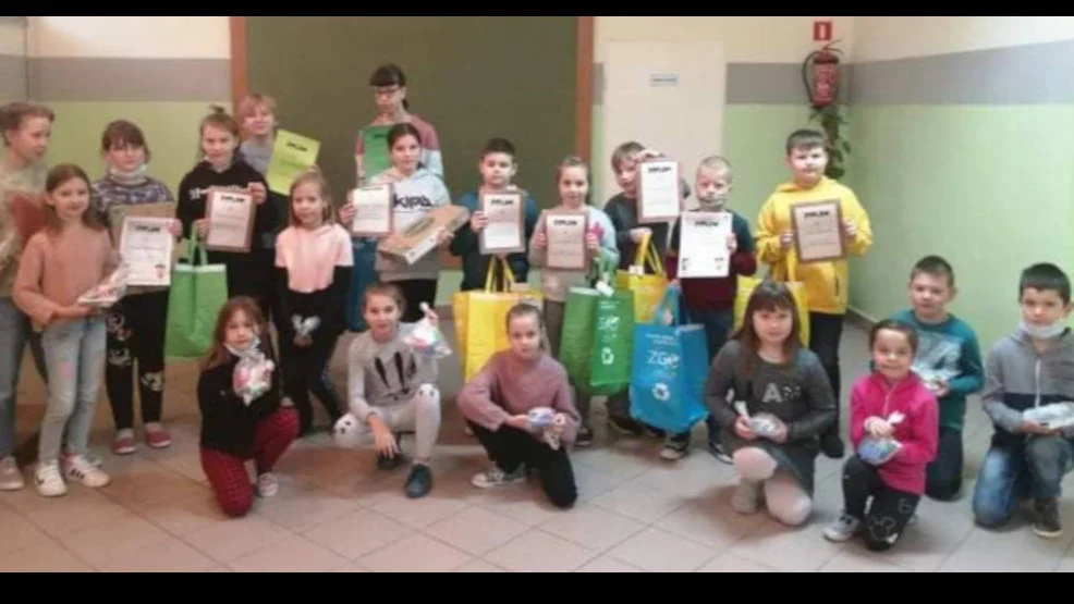 Specjalny program w szkole i przedszkolu w Roszkowie  - Zdjęcie główne