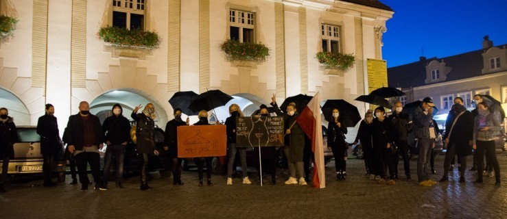 Burmistrz, radna PiS, europarlamentarzystka, były poseł komentują wyrok Trybunału Konstytucyjnego    - Zdjęcie główne