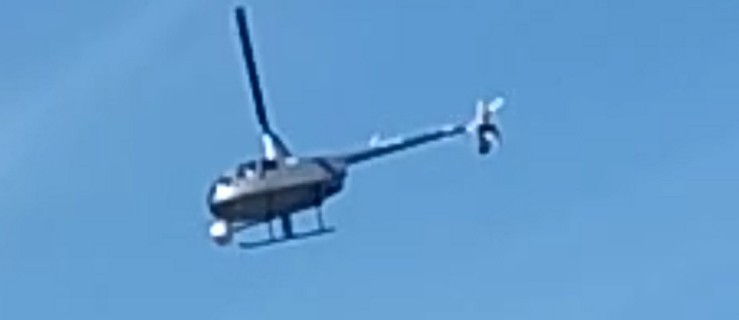 Śmigłowiec Robinson R-44 krążył w okolicy Jarocina - Zdjęcie główne