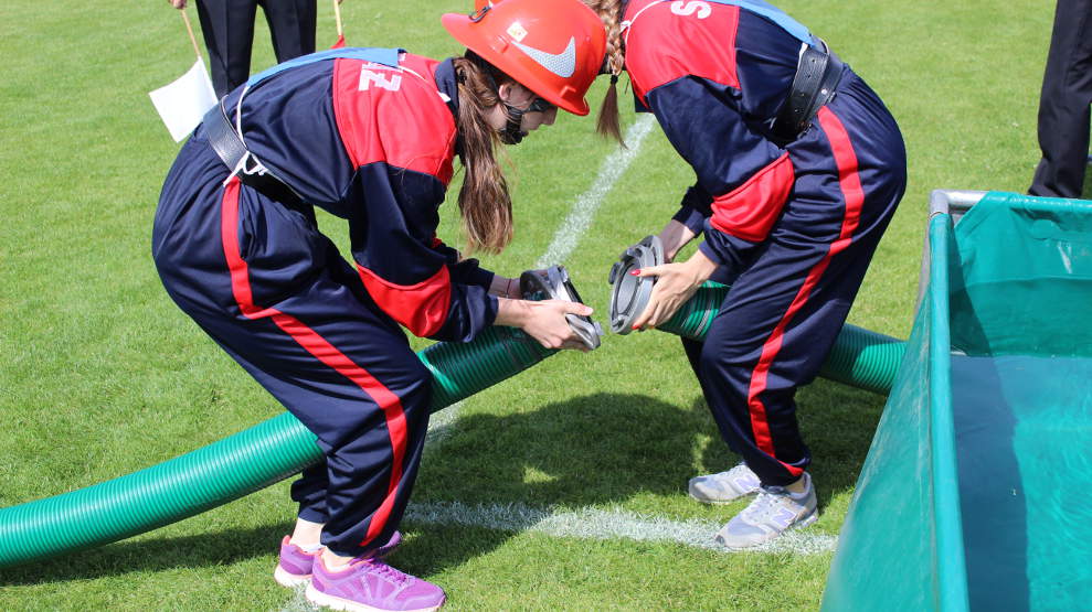 Klaudia Wojtczak marzy o pracy w zawodowej straży pożarnej. Bierze udział w zawodach sportowo-pożarniczych