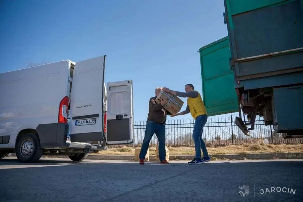 Transport z Jarocina pojechał z pomocą do Aleksandrii na Ukrainie [ZDJĘCIA] - Zdjęcie główne