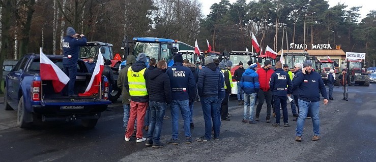Protest rolników na krajowej "jedenastce". ZOBACZ, jak wygląda akcja protestacyjna [WIDEO, GALERIA] - Zdjęcie główne