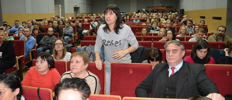 Ostra kłótnia o przedszkola, krzyki i przekleństwa - Zdjęcie główne