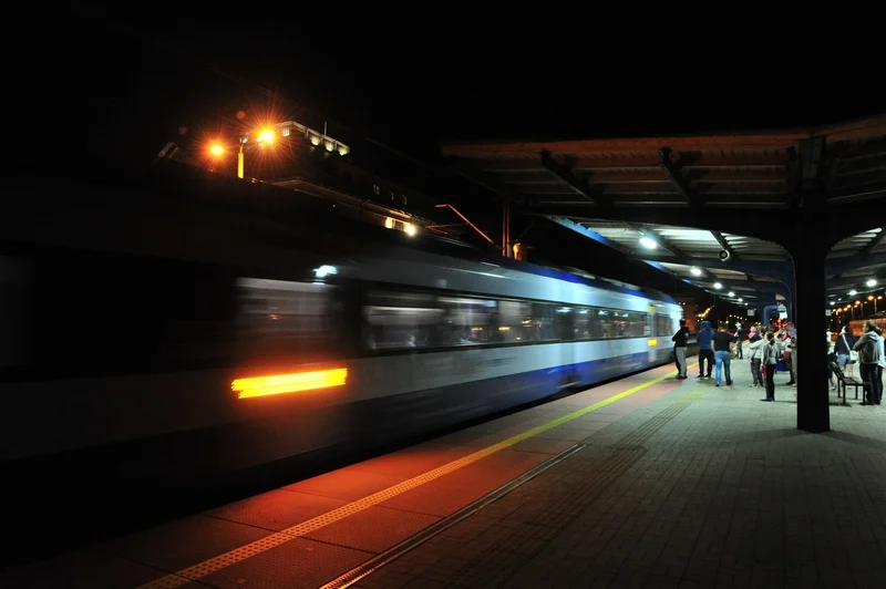 PKP Intercity zapowiada nowe połączenia. Nie uwierzycie, jak szybko pokonacie te trasy - Zdjęcie główne