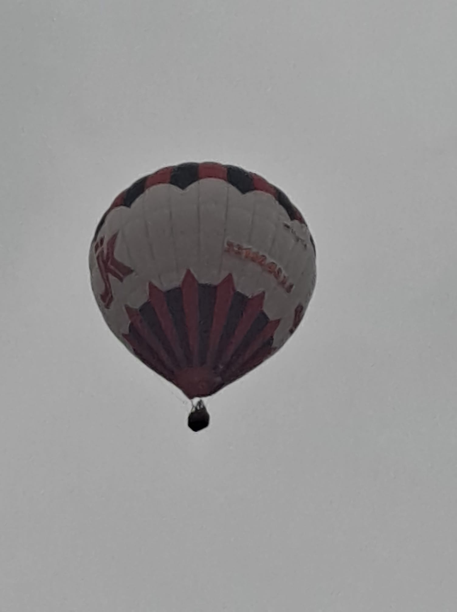 Balon nad Jarocinem wzbudził duże zainteresowanie. Wiemy kto nim leciał