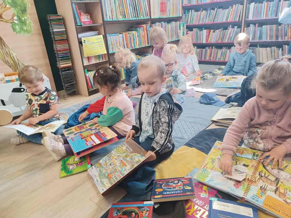 Nowomiejska biblioteka w 5. rundzie Program Rozwoju Bibliotek - Zdjęcie główne